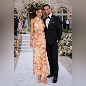 Significant Other
Lapis Dress in Watercolor Floral